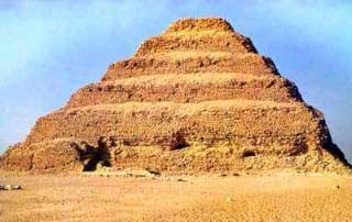 Pirámide Escalonada Egipcia
